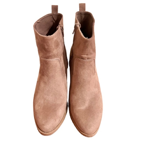 Suede Western Ankle boots in Mocha Latte - Picture 3 of 8